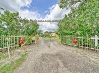 1470 Fellowship Ln, Madisonville, TX 77864