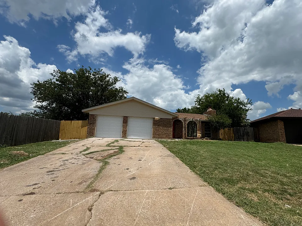 4604 SE Mieling Dr