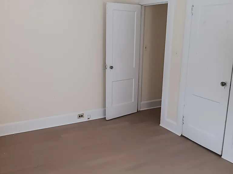 218 Rock Rd #2L — Photo 11