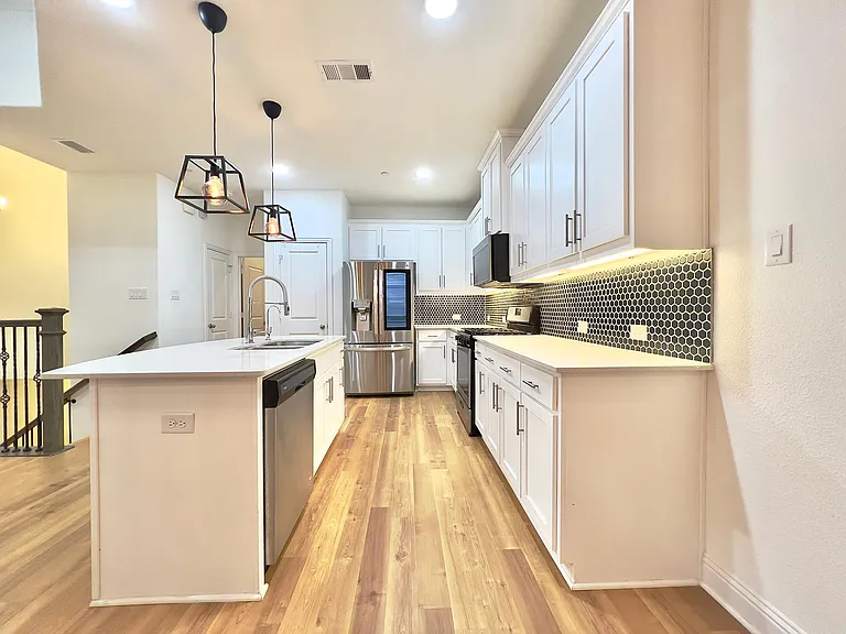 109 Canonbury Dr — Photo 15