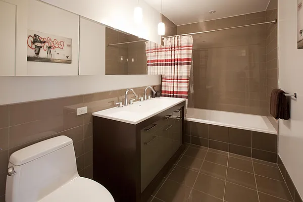 Rented by Corcoran | media 25