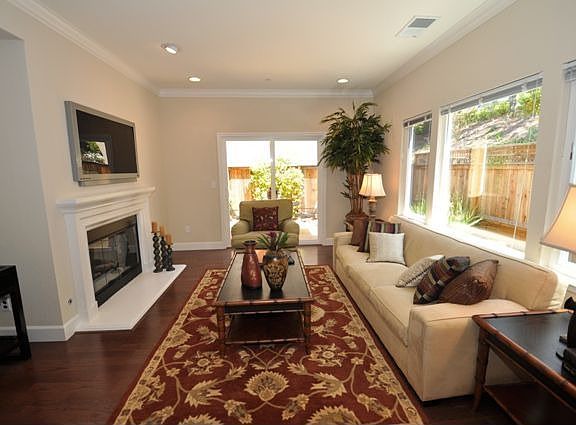 5th image of 807 Skycrest Dr