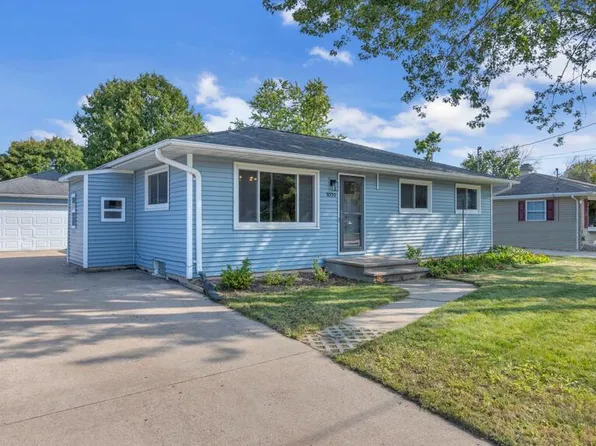 1029 London STREET, Menasha, WI 54952