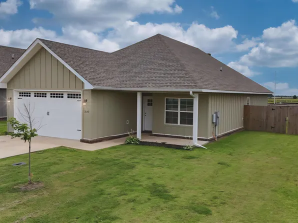 3647 Red Maple Way, Jonesboro, AR 72404