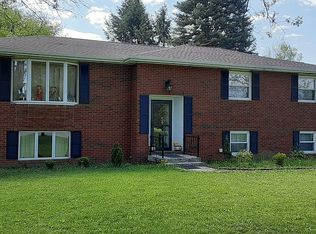 920 Country Club Rd, Clearfield, PA 16830