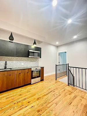 Rented by Cityside Rentals Corp | media 1