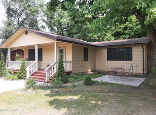 10240 Highway 32, Walhalla, ND 58282