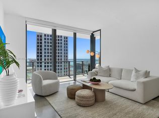 68 SE 6th St APT 2005, Miami, FL 33131