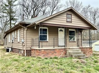 1092 Miller St SW, Warren, OH 44485