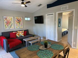 417 32nd St #4, West Palm Beach, FL 33407