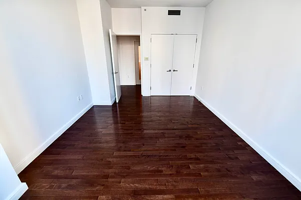 Rented by Portunes LLC | media 10