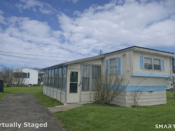 2 Montauk Road, East Hartford, CT 06118