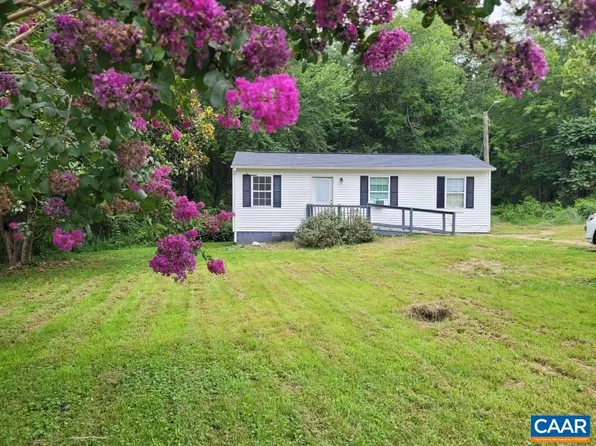 853 Ford Ave, Stanardsville, VA 22973