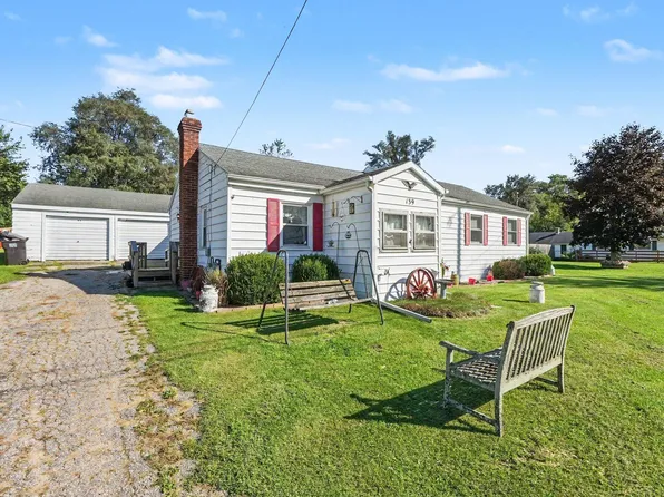139 N Wrenwood, Jackson, MI 49201