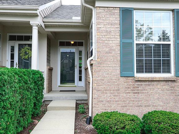2nd image of 2552 Greenside Dr