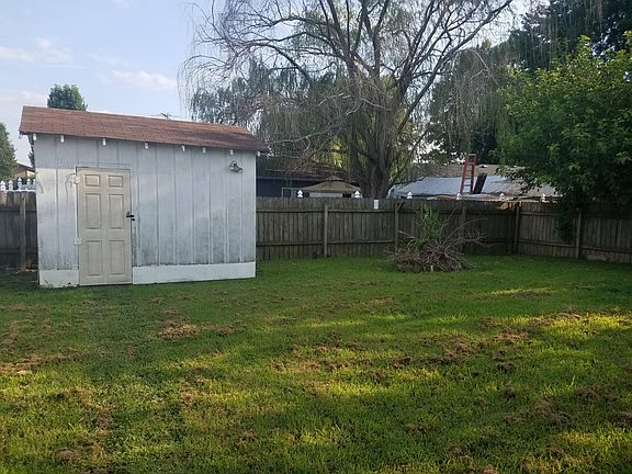 2nd image of 128 Hodge St