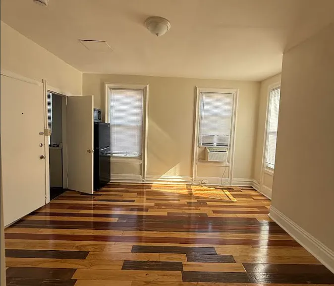 44 Remsen Ave #2 — Photo 2