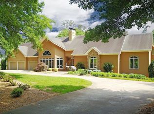 825 Ebenezer Rd, Roswell, GA 30075