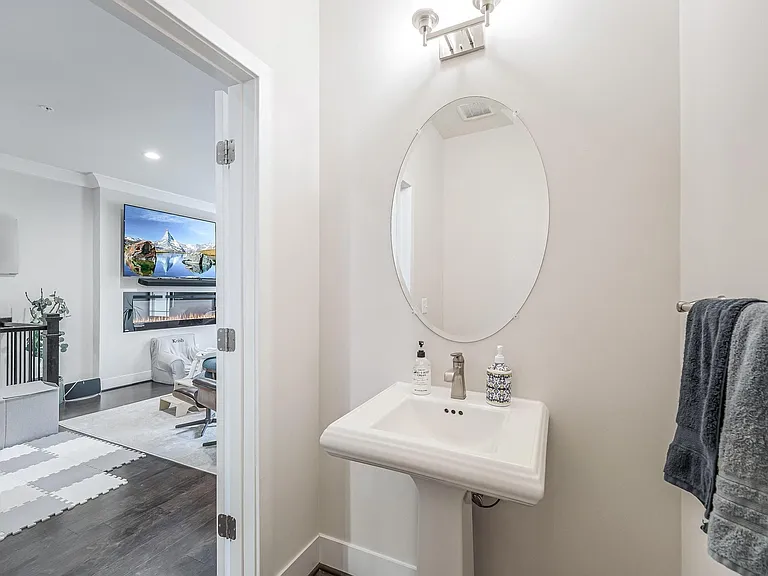 11692 Sunrise Square Pl — Photo 17
