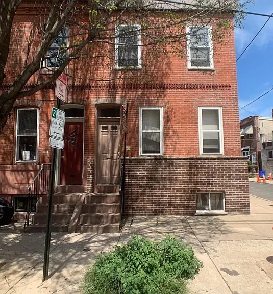 1215 Tasker St #1 — Photo 11
