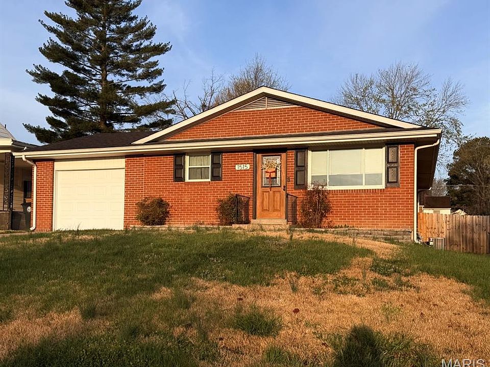 1st image of 1515 N Henderson Ave
