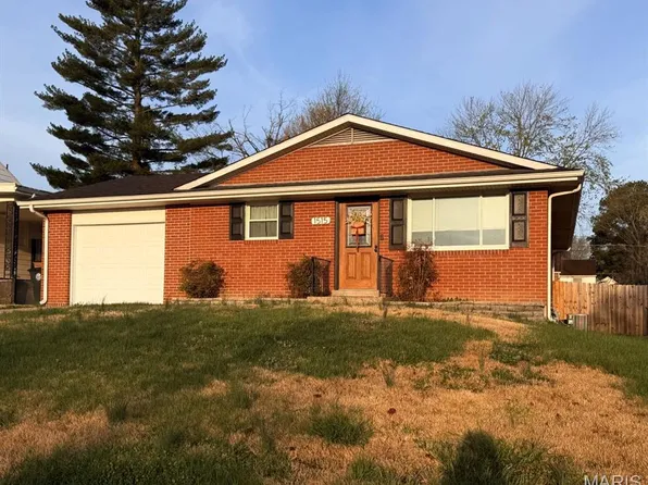 1515 N Henderson Ave, Cape Girardeau, MO 63701