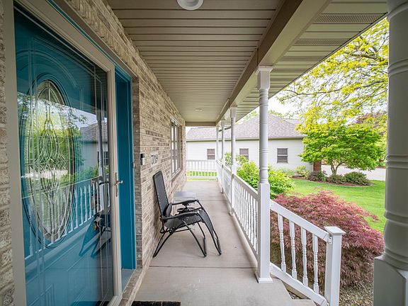 3rd image of 7019 Forest Ridge Dr