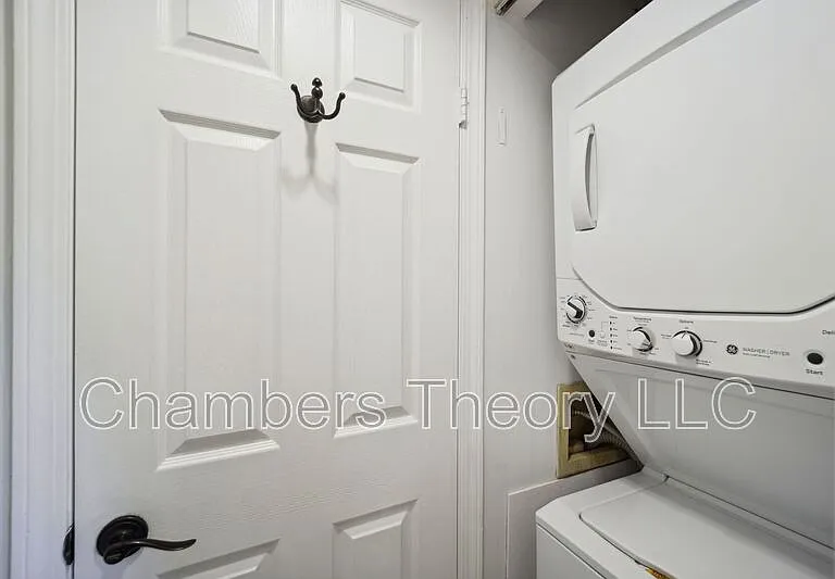2400 Clarendon Blvd #201 — Photo 13