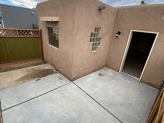 3rd image of 7405 Sky Court Cir NE