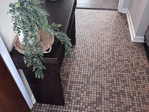 4th image of 2001 W 11th Pl