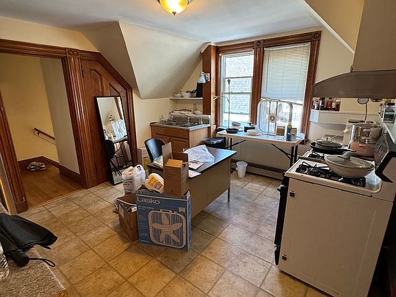5th image of 35 Fiske St #3