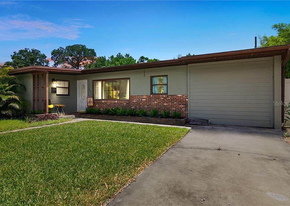 1st image of 3808 Corrine Dr