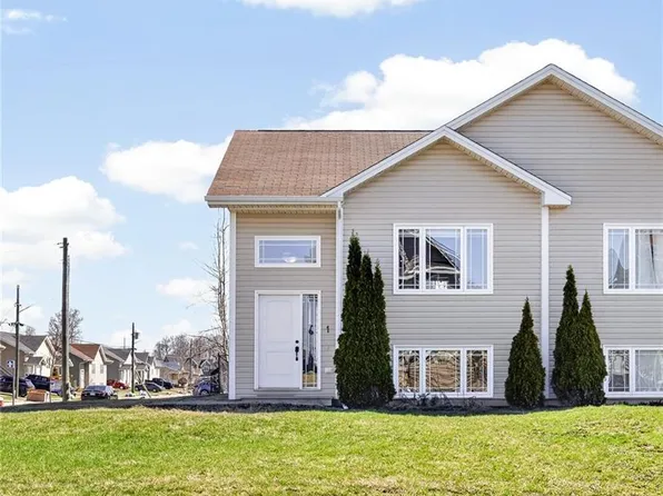 1 Caspian Ct, Moncton, NB E1G 1X8