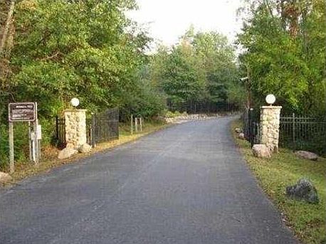 2nd image of Peninsula Dr