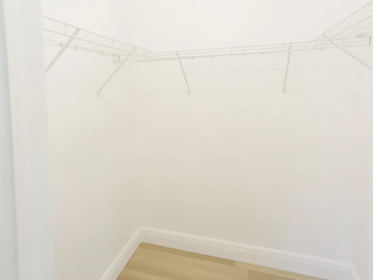 4409 Empress St — Photo 10