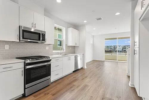 431 Potter Way Photo 1