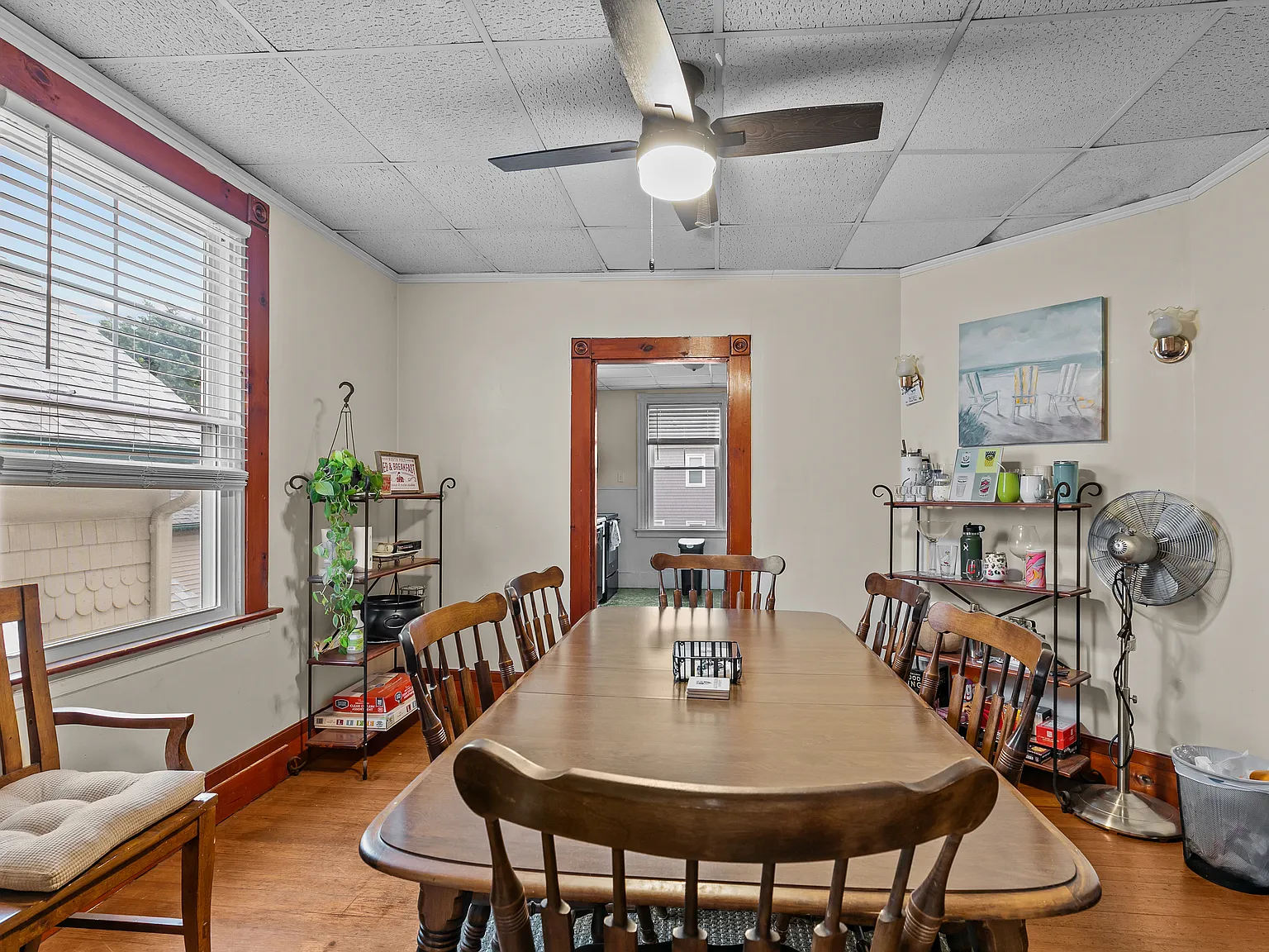 3 bed, 950 sqft, $2,600 — Photo 4
