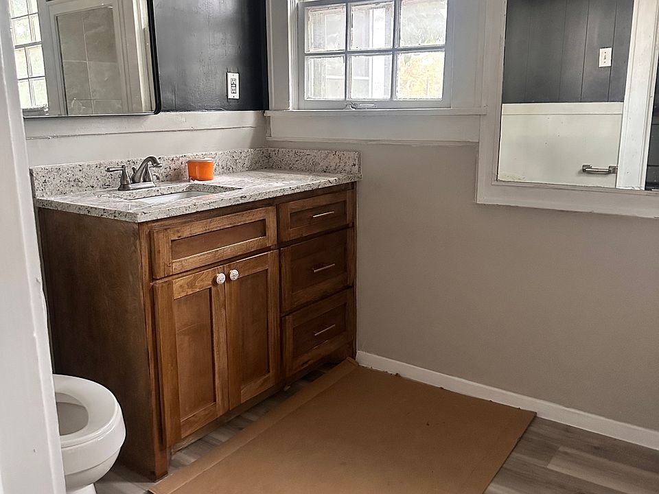 1st image of 2209 Gorman Ave #4