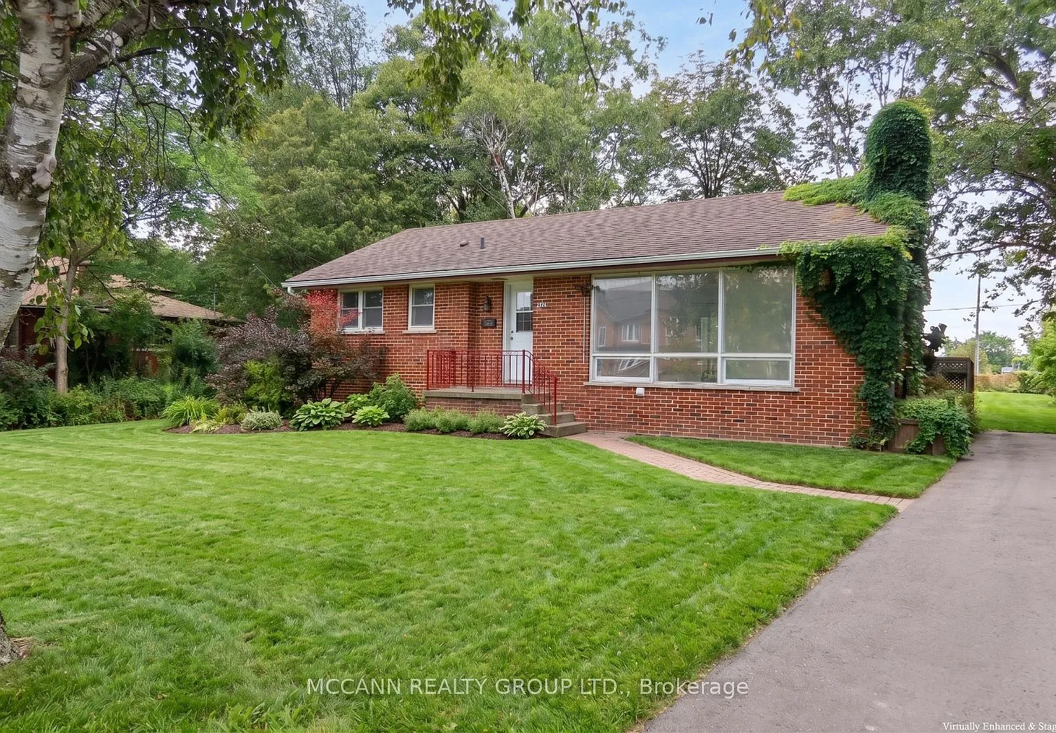 3 bed, $2,699 — Photo 1