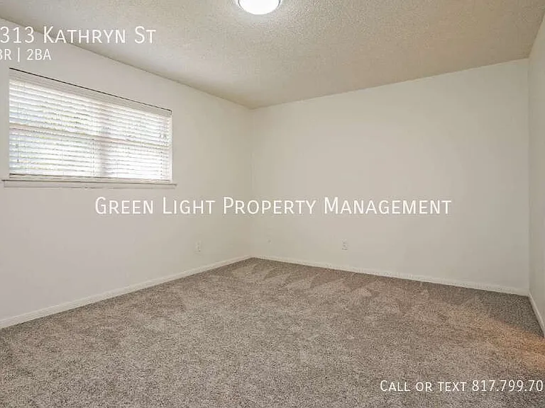 1313 Kathryn St — Photo 10