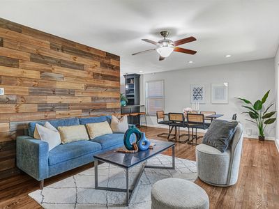 11729 Neering Dr, Dallas, TX, 75218