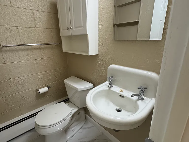 111.5 Polk Ave — Photo 22