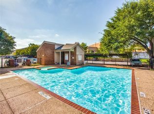 9747 Whitehurst Dr APT 137, Dallas, TX 75243