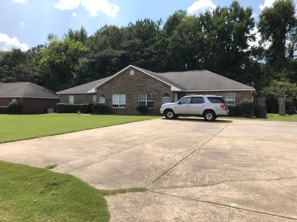 2006 Sara St, Auburn, AL 36832