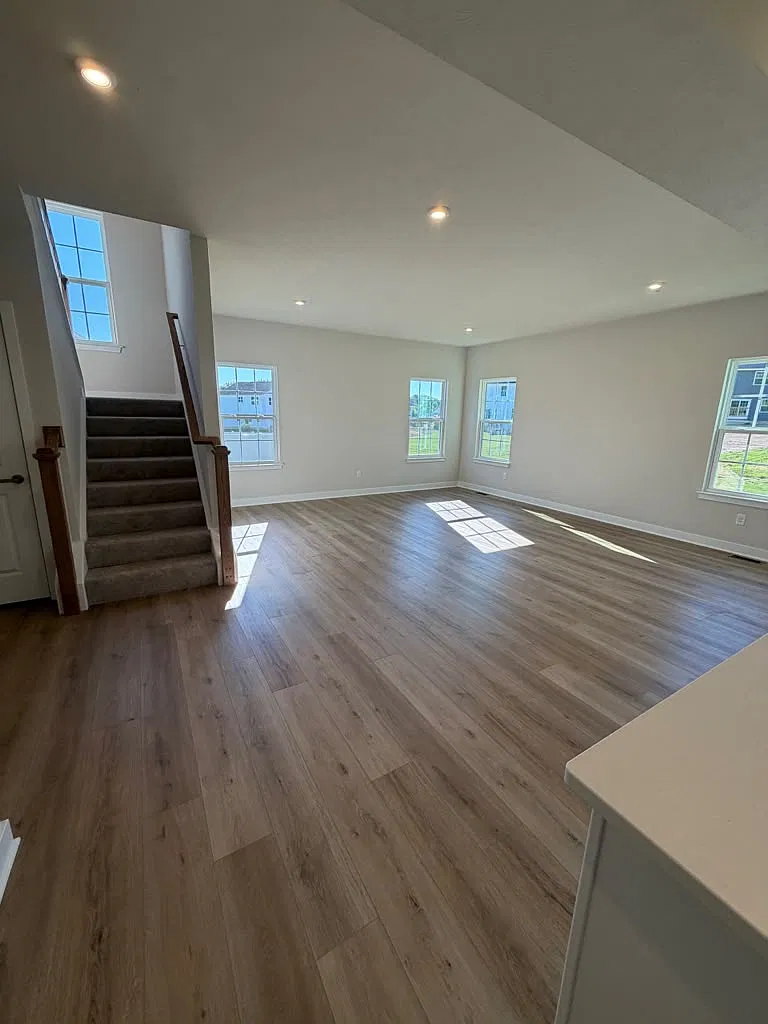 4 bed, 3200 sqft, $2,950 — Photo 4