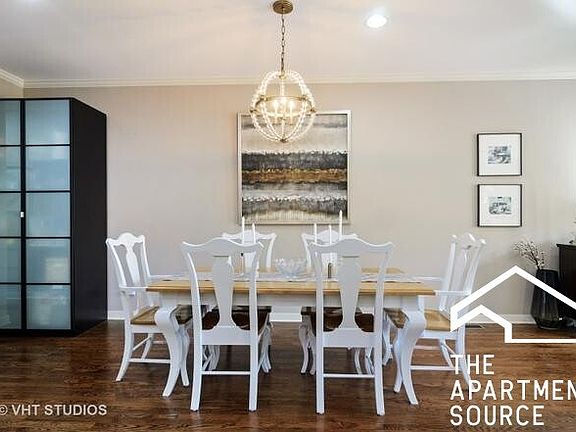 2nd image of 2216 W Armitage Ave APT 2A