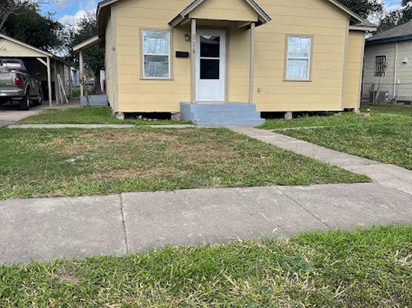 514 W Richard Ave, Kingsville, TX 78363