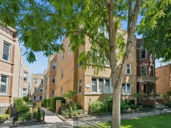 1930 W Addison St APT 1S, Chicago, IL 60613