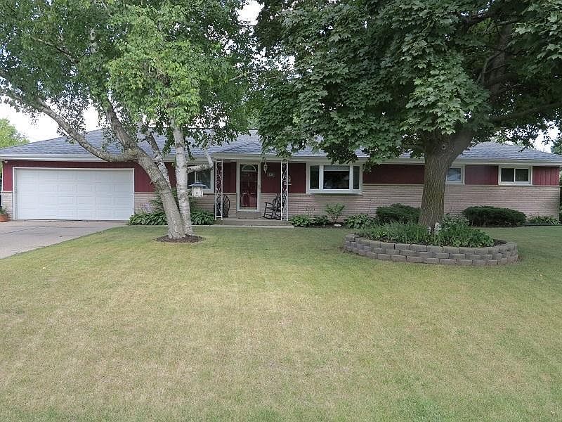 1st image of 8284 N 48th St