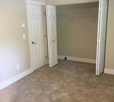 4th image of 9718 52nd St W APT C